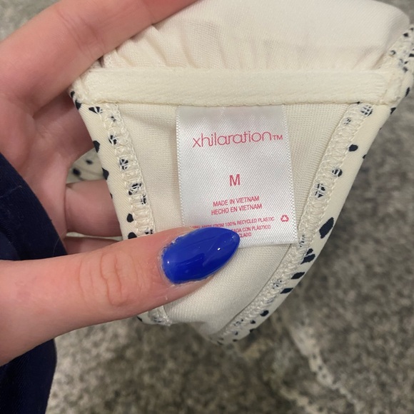 TARGET SWIM TOP - Picture 3 of 3